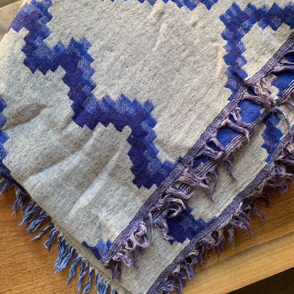 WILFRED Diamond Mosaic Blanket Scarf